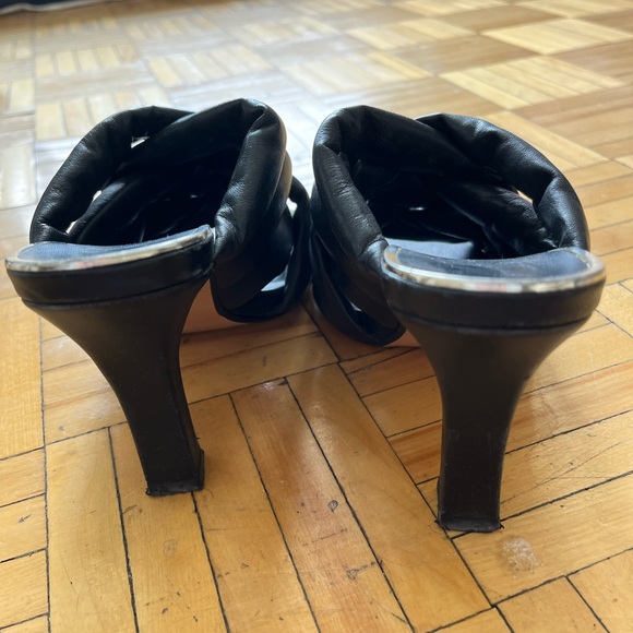 Zara shoes - Picture 3 of 3